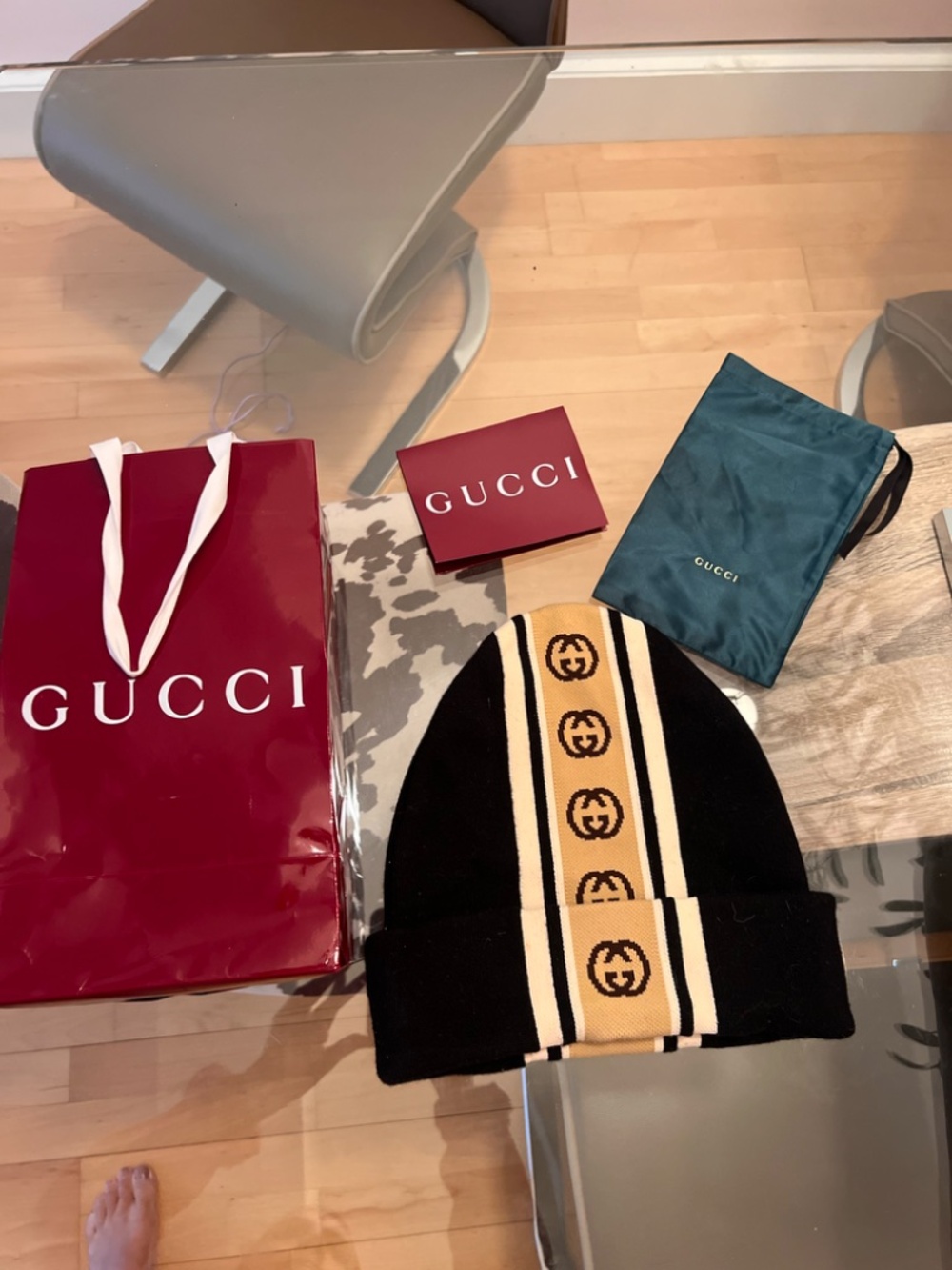 Authentic BRAND NEW Gucci Men's Black Interlocking G Stripe Beanie